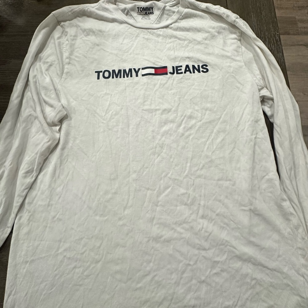 Tommy Hilfiger White Logo Long Sleeve Tee